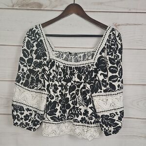 Rachel Zoe Black and White Floral Linen Blend Blouse - Size Medium